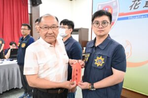 花蓮縣警察局5月份局務會報表揚績優同仁 花蓮警凝聚向心展現專業能量 18 %E4%BA%8C 12