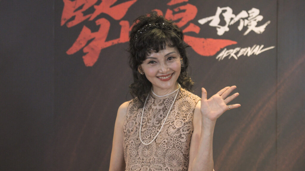 日本影后南果步跨海來台力挺《腎上腺母侵》首映 田麗、李㼈攜豪華卡司揭開人性暗黑真相 6 %E6%97%A5%E6%9C%AC%E5%BD%B1%E5%90%8E%E5%8D%97%E6%9E%9C%E6%AD%A5%E7%89%B9%E5%9C%B0%E9%A3%9B%E4%BE%86%E5%8F%B0%E7%81%A3%E5%8F%83%E5%8A%A0%E9%A6%96%E6%98%A0%E6%9C%83