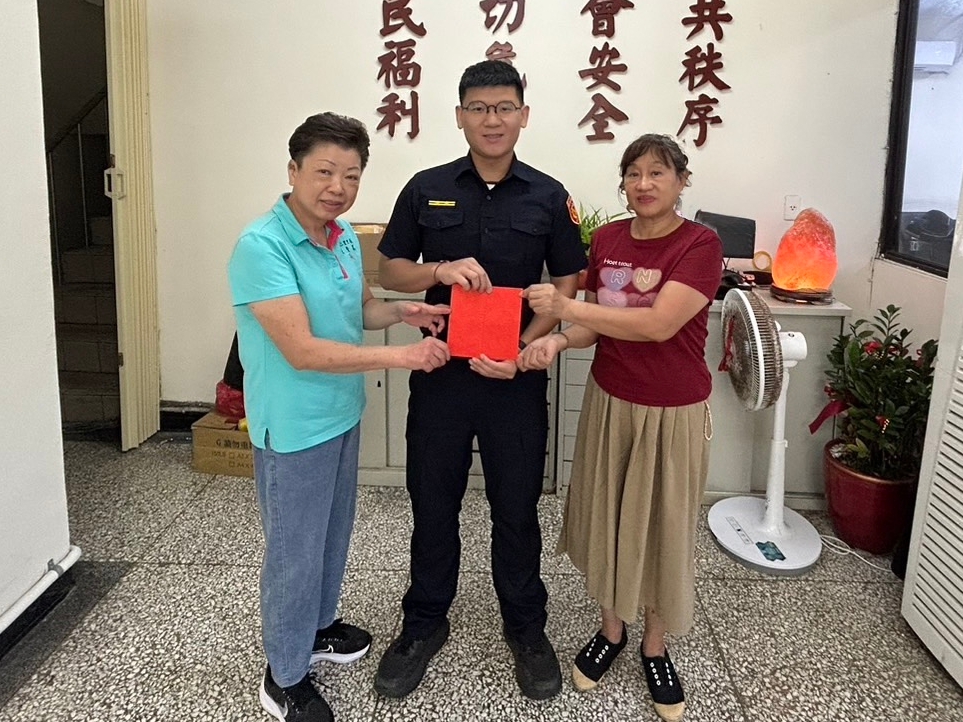 警察節傳遞溫暖  安定警友站慰勉執勤員警