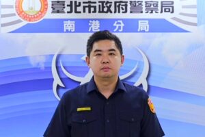 恍神男子攜毒菸彈上路 遭警查獲再起出空氣槍 19 MEITU 20260615 083333935