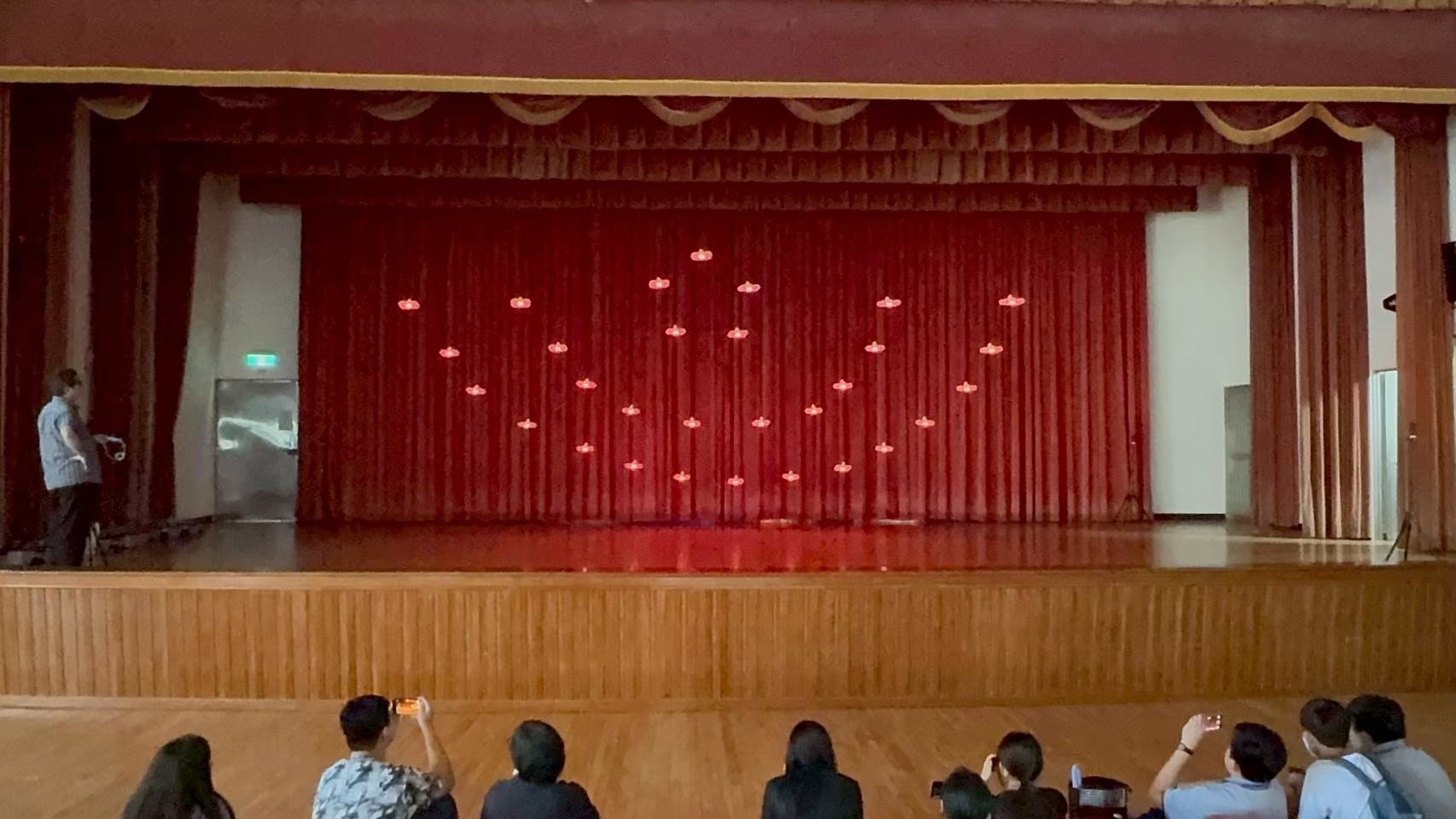 二信高中資處科陪伴孩子挑戰未來AI世界 39 S 16261231