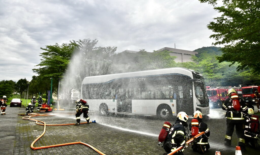 748688E1 04F5 49E3 967B 4E36435D28CF