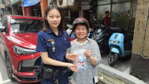 建構廉能政風提升警察形象 基一警宣導端午節監察防貪 29 %E4%BA%8C 54 300x169 1