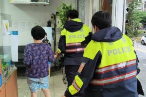 韓籍長者深夜迷途 警跨轄接力協尋助平安返飯店 14 MEITU 20260618 101821826