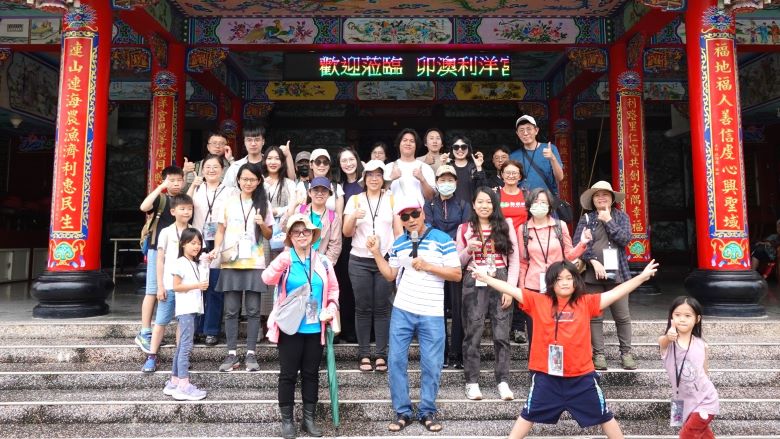 走進卯澳聽海女故事 十三行帶民眾感受海海人生 12 《圖說》十三行博物館日前舉辦「東北角漁村走讀-卯澳」活動,走訪卯澳信仰中心利洋宮。〈十三行提供〉