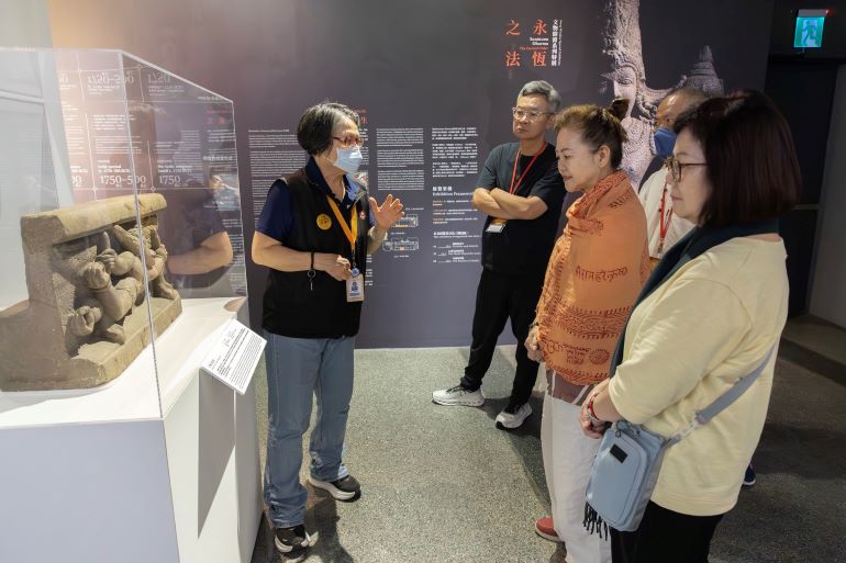 響應國際瑜伽日 宗博館打造沉浸式印度瑜伽文化體驗 11 《圖說》「永恆之法:印度教文物特展」導覽。〈宗博館提供〉)