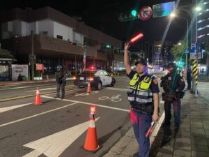北市警執行全國毒駕取締專案 局長宣示鐵腕執法決心 5 %E4%BA%8C 61