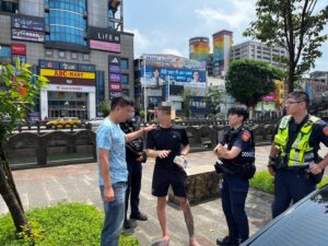 男持刀傷人逃逸難逃法網 基警火速圍捕再查獲毒駕 6 1782302087511