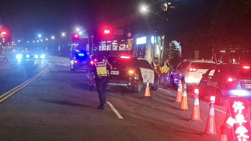 新北警同步取締毒酒駕    618警力掃蕩查獲53件違法