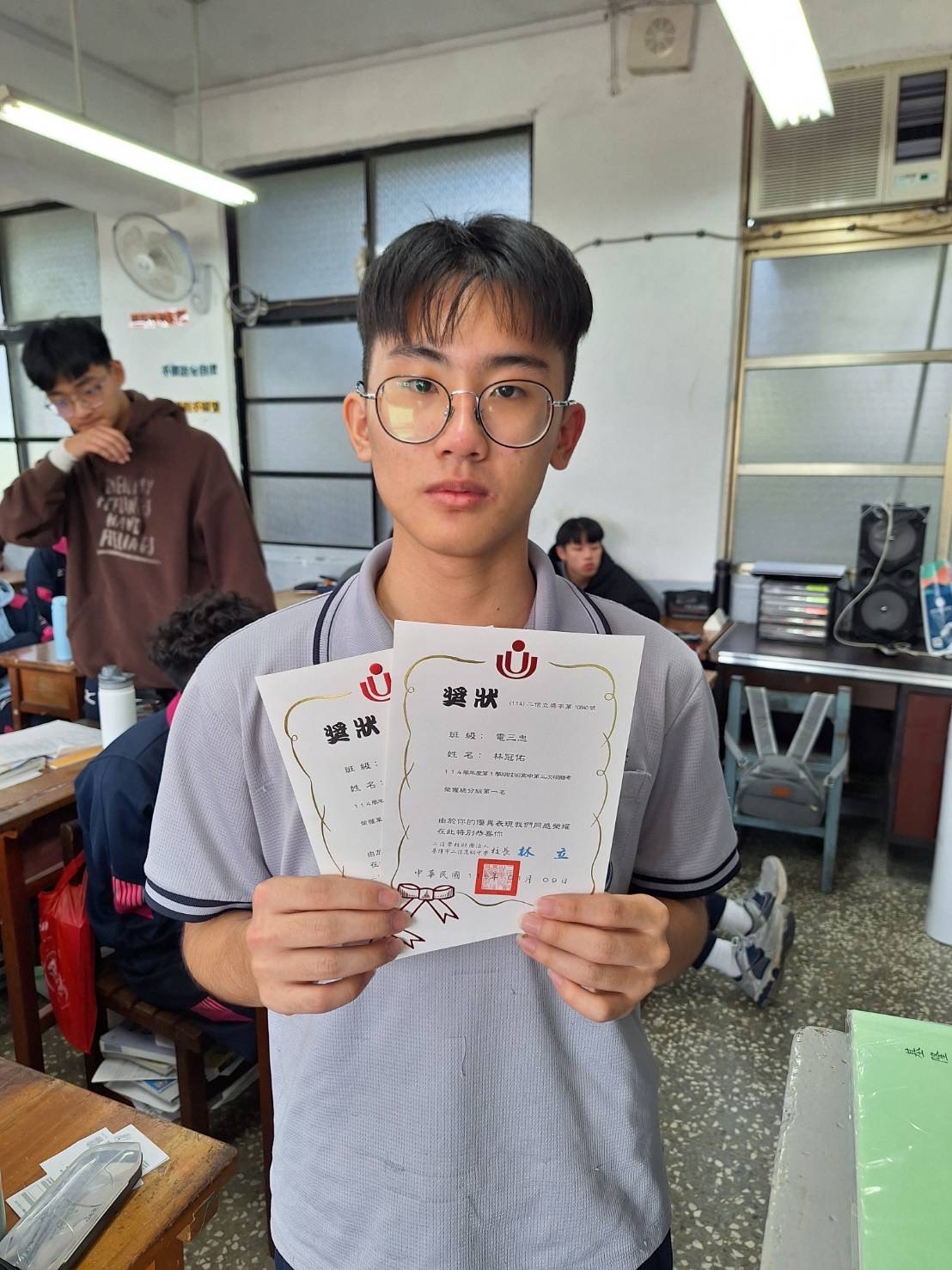 二信高中電機科林冠佑四技二專甄選正取台科大 感謝天上的父親 24 S 25518092