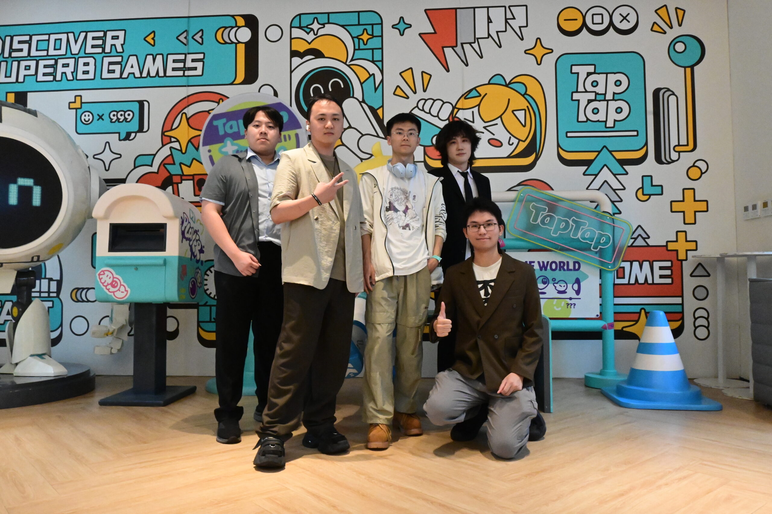 鈍物娛樂攜《告白完就逃跑》V2赴上海TapTap取經拚眾籌 兩岸青年跨境協作進軍遊戲業 25 DSC 1587 scaled