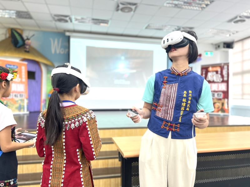 暑假學族語戴上VR逛部落  新北原氣育樂營吸睛