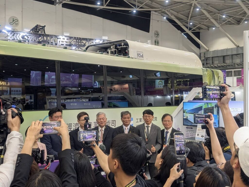 一次加氫續航千公里!氫谷動能研發400kw「城際氫巴」 攜手大廠豐田進軍國際市場 8 1182555