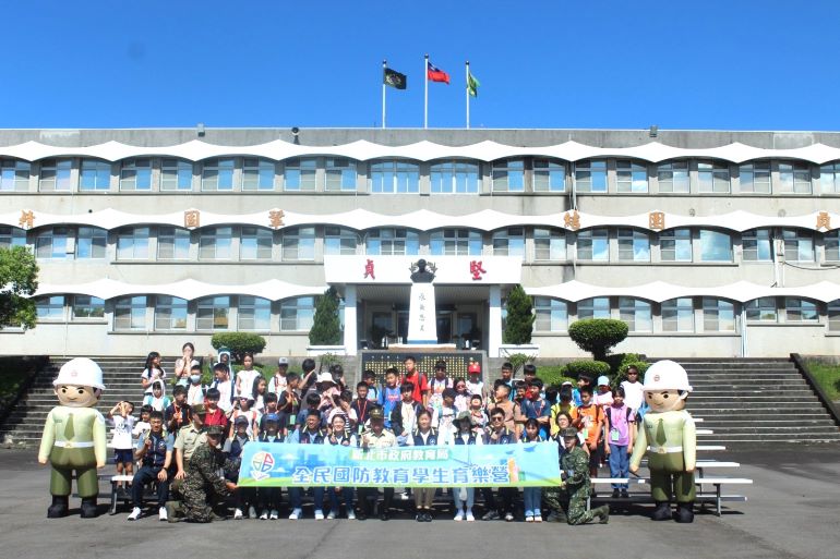 打繩結、看船模、學合作 新北暑期營讓全民國防教育變有趣 6 《圖說》學生於憲兵訓練中心參與全民國防教育學生育樂營。〈教育局提供〉