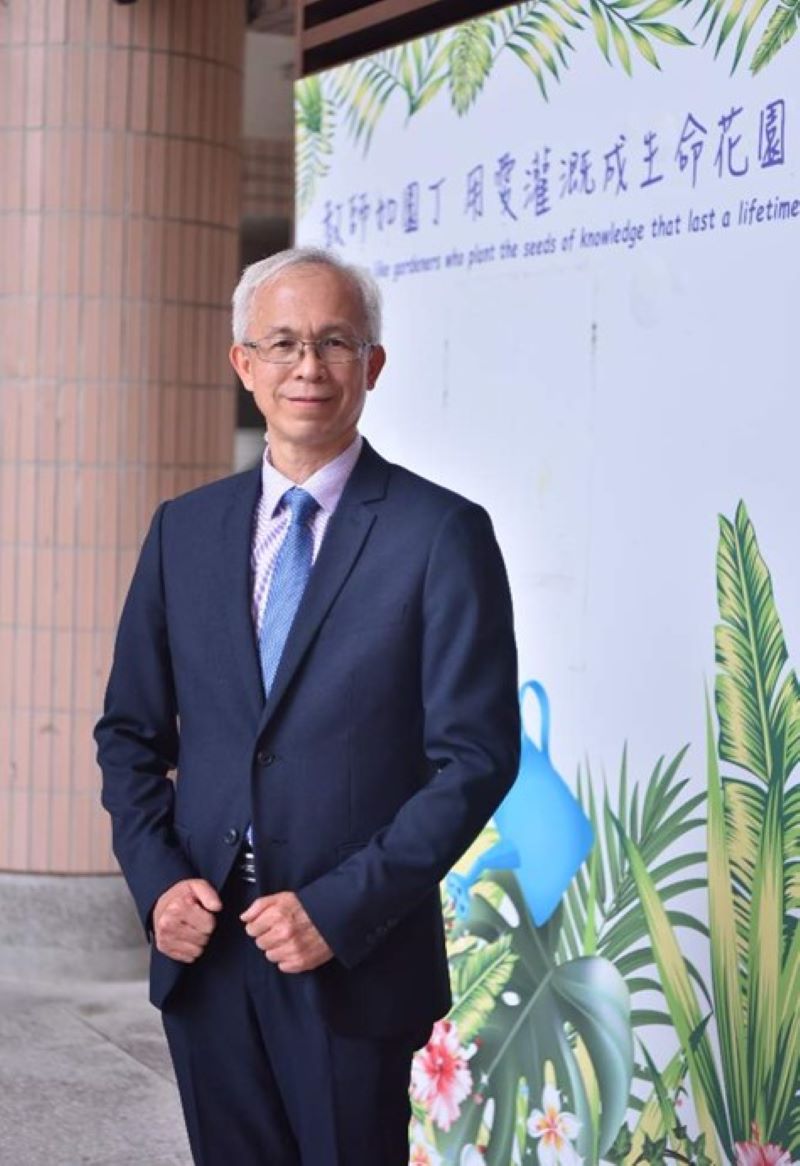 用愛與專業陪伴孩子走出生命亮光 新北5教師榮獲師鐸獎 11 《圖說》張明賢校長--校長領導典範,匯聚教育行政力量,串起社區校園。〈教育局提供〉