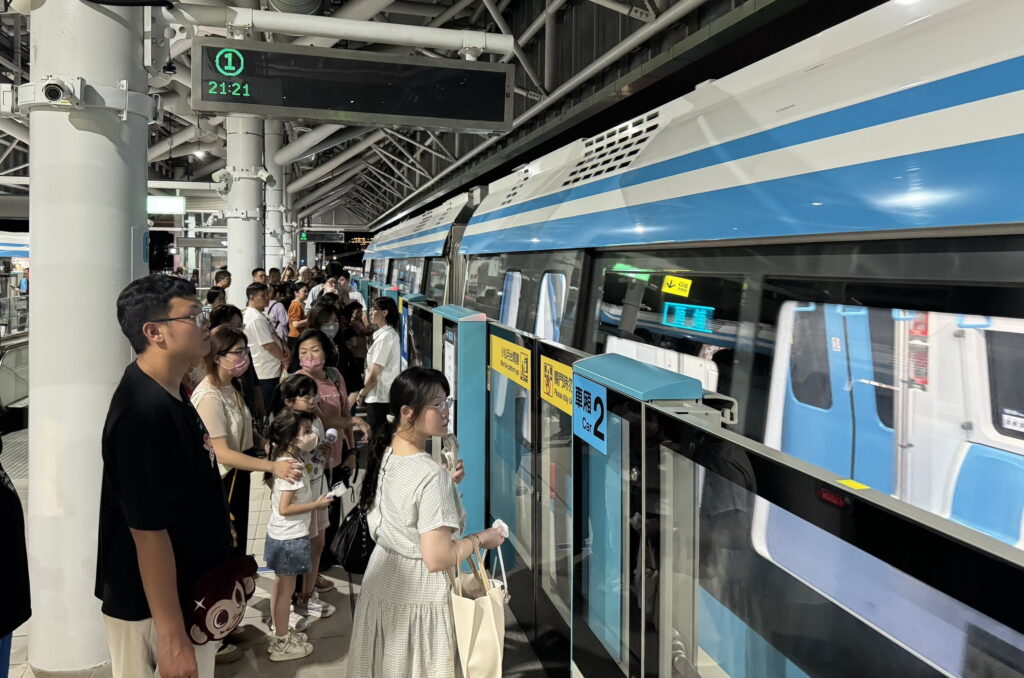 新北捷運三鶯線試營運滿月運量破90萬 8月1日起延長營運時段免費搭乘至8月底 47 IMG 5480