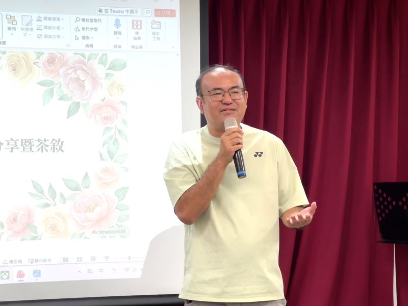 396小時培訓結業 芥菜種會跨界生力軍投入兒少安置照顧 18 《圖說》新北市社會局兒福科督導簡怡全說,期待完成訓練的學員持續累積實務經驗,成為兒少成長過程中穩定的支持力量。〈芥菜種會提供〉