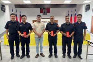 甘瑞能巡官榮退 山警搜救尋獲罹難者 警友會頒獎慰勞玉里警辛勞 27 %E4%B8%89 34