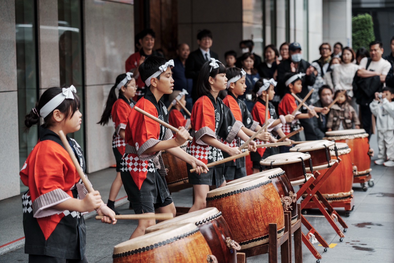 繁田塾20週年祭典登陸三創!寶塚前男役領舞、浴衣屋台免費玩 11 %E6%97%A5%E5%83%91%E5%AD%B8%E6%A0%A1%E5%92%8C%E5%A4%AA%E9%BC%93%E9%83%A8