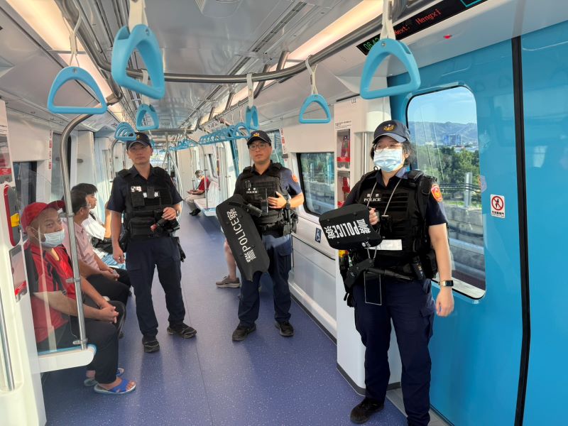 三鶯線全時段試營運　 新北警啟動沿線安全防護網