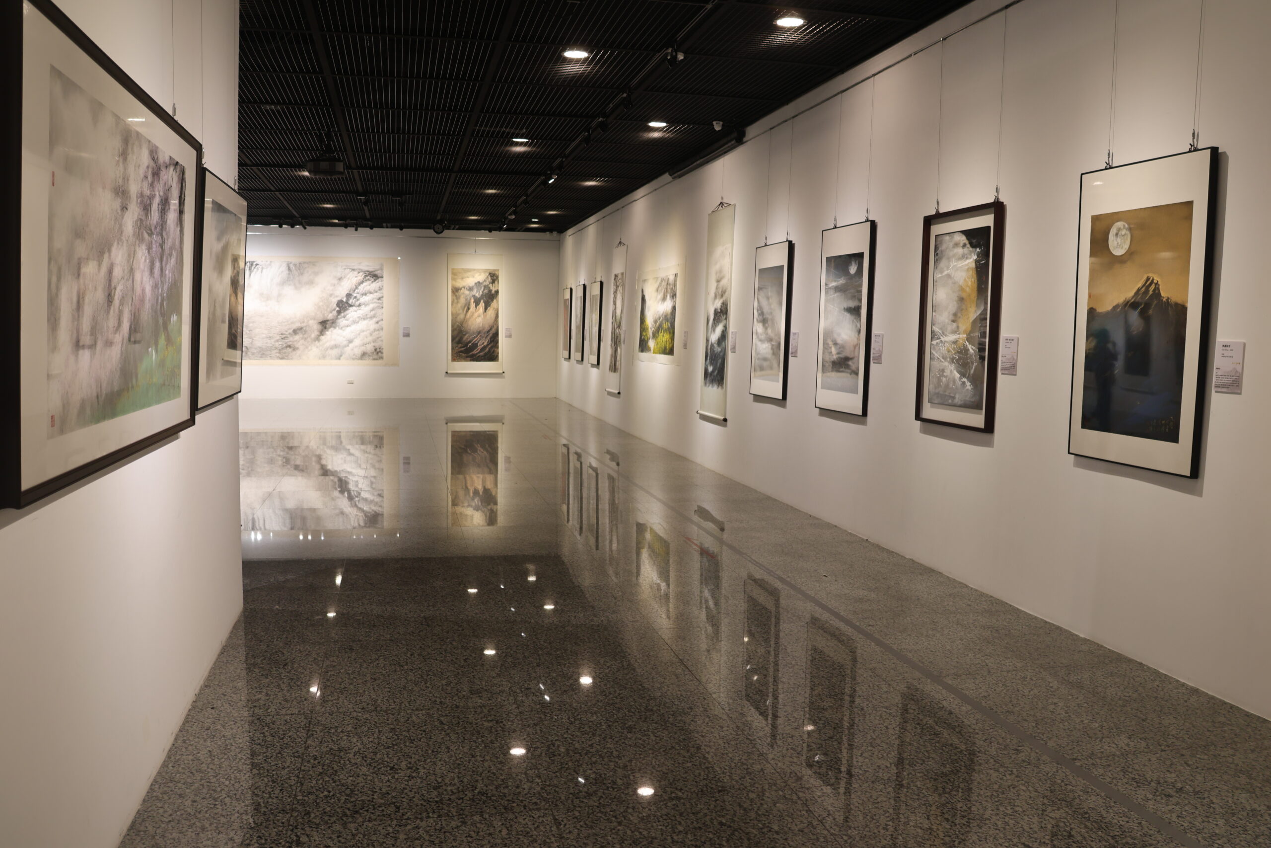 「天地有大美」 袁之靜40年水墨創作彰化生活美學館展出 10 1N7A6882%E7%B5%A6 scaled