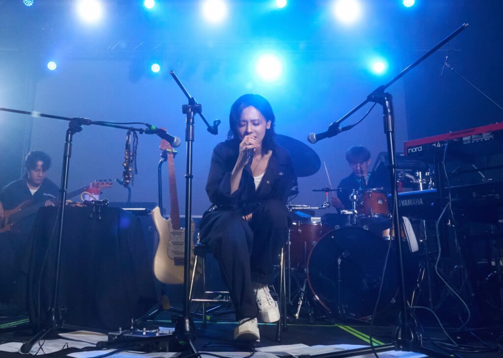 文青女神入圍「金曲37」最佳新人 163braces抓緊暑假最後的週末 乘《夏天的尾巴》開唱 18 L1920563 2