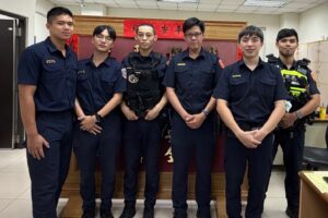 萌貓受困汽車底盤 暖警耐心救援助脫困 17 MEITU 20260805 100553772