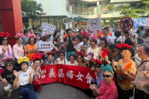 青春有愛 舞動幸福 青青合唱團與信義分局熱力綻放 反毒拒菸反詐騙 市長到場力挺 7 MEITU 20260808 110055689