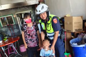 3歲童赤腳徘徊台8線 新城警熱心尋親獲家屬感謝 8 MEITU 20260809 145244375