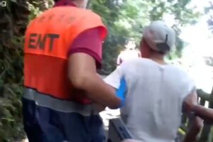 清晨獨登仙跡岩失聯 八旬翁急壞家人 警消搜遍山徑終在廟宇尋獲 4 MEITU 20260814 085428782