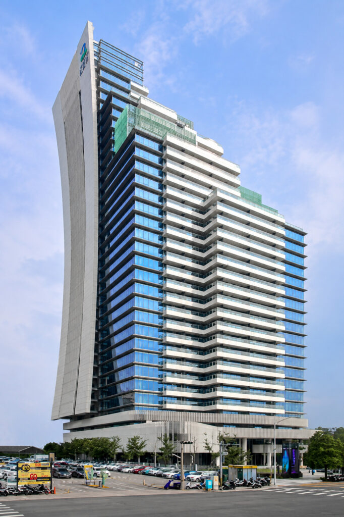 S 114393105 0