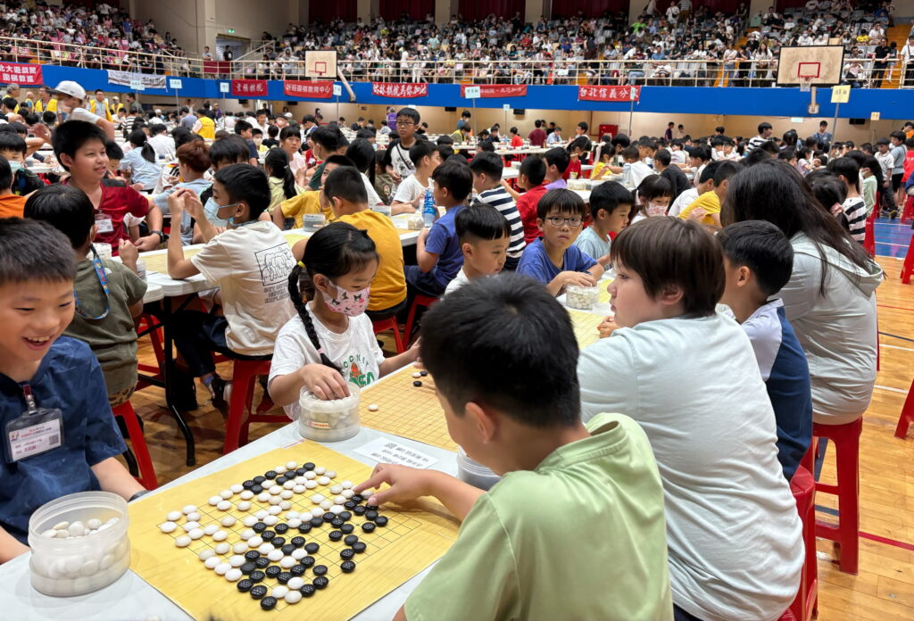 第19屆紅面棋王全國圍棋公開賽登場 997名棋手齊聚板橋競技 11 S 11845656 0