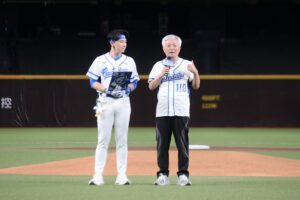 職棒最強防線 警政署長大巨蛋帥氣開球 聯手富邦悍將 接殺詐騙 7 %E4%B8%89