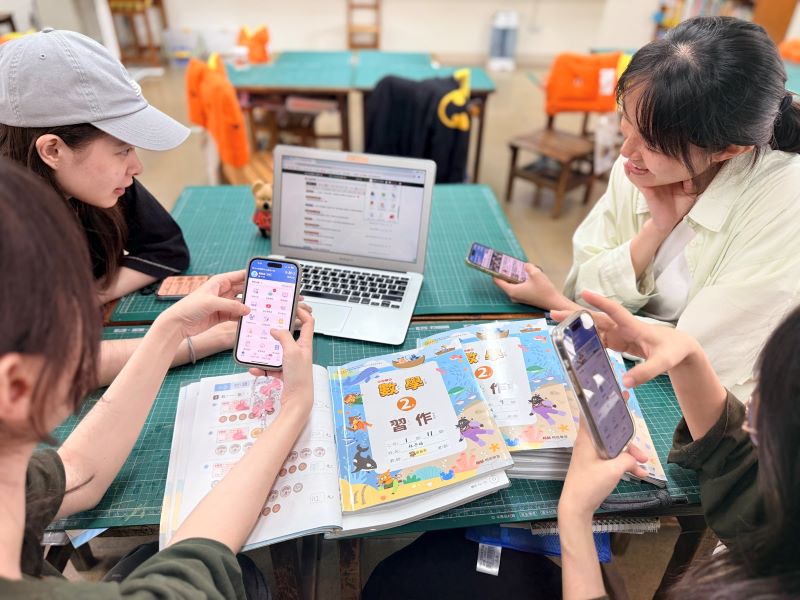 新北校園通突破百萬下載　推感謝祭抽iPhone、iPad