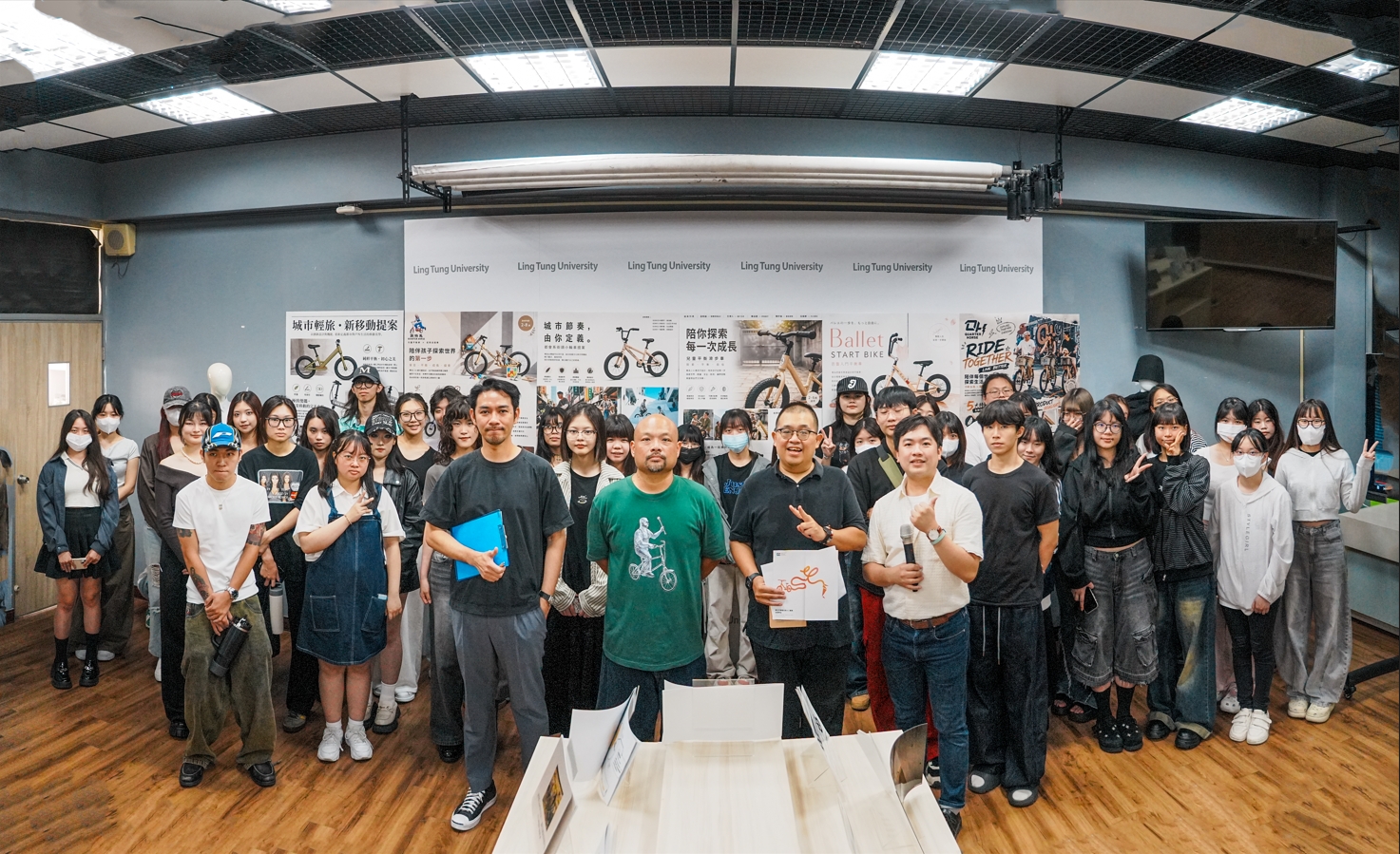 %E6%99%82%E7%B6%93%E7%B3%BB%E5%B0%B1%E6%A5%AD%E5%AD%B8%E7%A8%8B%E8%A8%88%E7%95%AB%E5%AD%B8%E7%94%9F%E4%BD%9C%E6%A5%AD%E6%88%90%E6%9E%9C%E5%B1%95%E6%9A%A8%E5%BB%A0%E5%95%86%E5%B0%B1%E6%A5%AD%E8%BC%94%E5%B0%8E%E6%9C%83