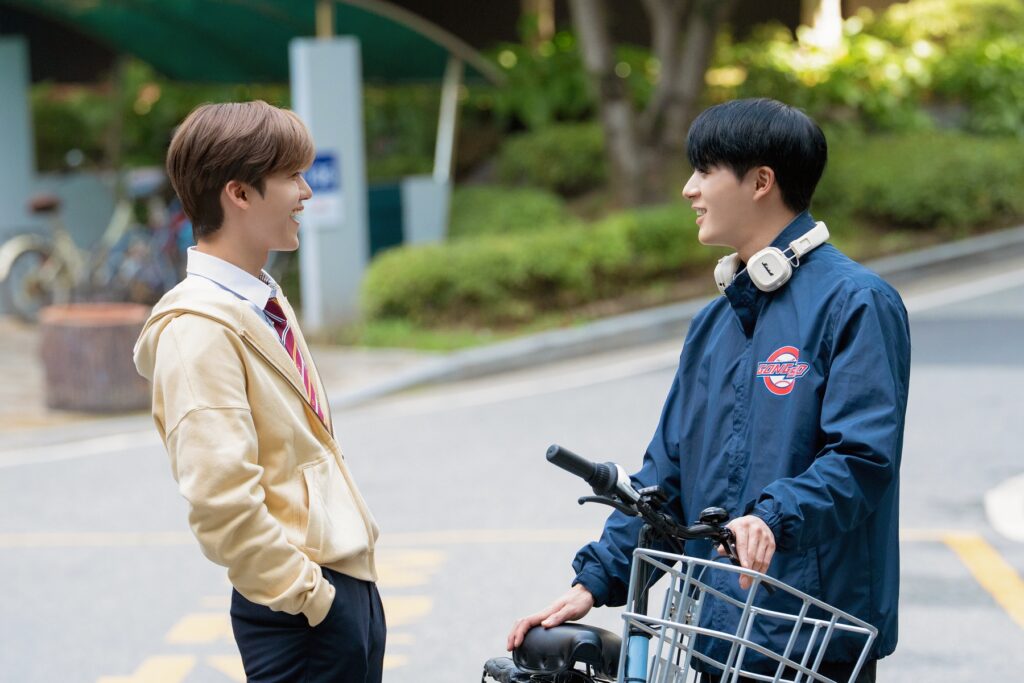 JENO為《夢想出擊》苦練投球 導演曝他「手臂痛都不說」內幕 57 002%E3%80%90%E5%A4%A2%E6%83%B3%E5%87%BA%E6%93%8A%E3%80%91%E5%8A%87%E7%85%A7 %E6%9C%AC%E7%89%87%E7%94%B1JENO%EF%BC%88%E5%8F%B3%EF%BC%89%E8%88%87JAEMIN%EF%BC%88%E5%B7%A6%EF%BC%89%E8%81%AF%E6%89%8B%E4%B8%BB%E6%BC%94