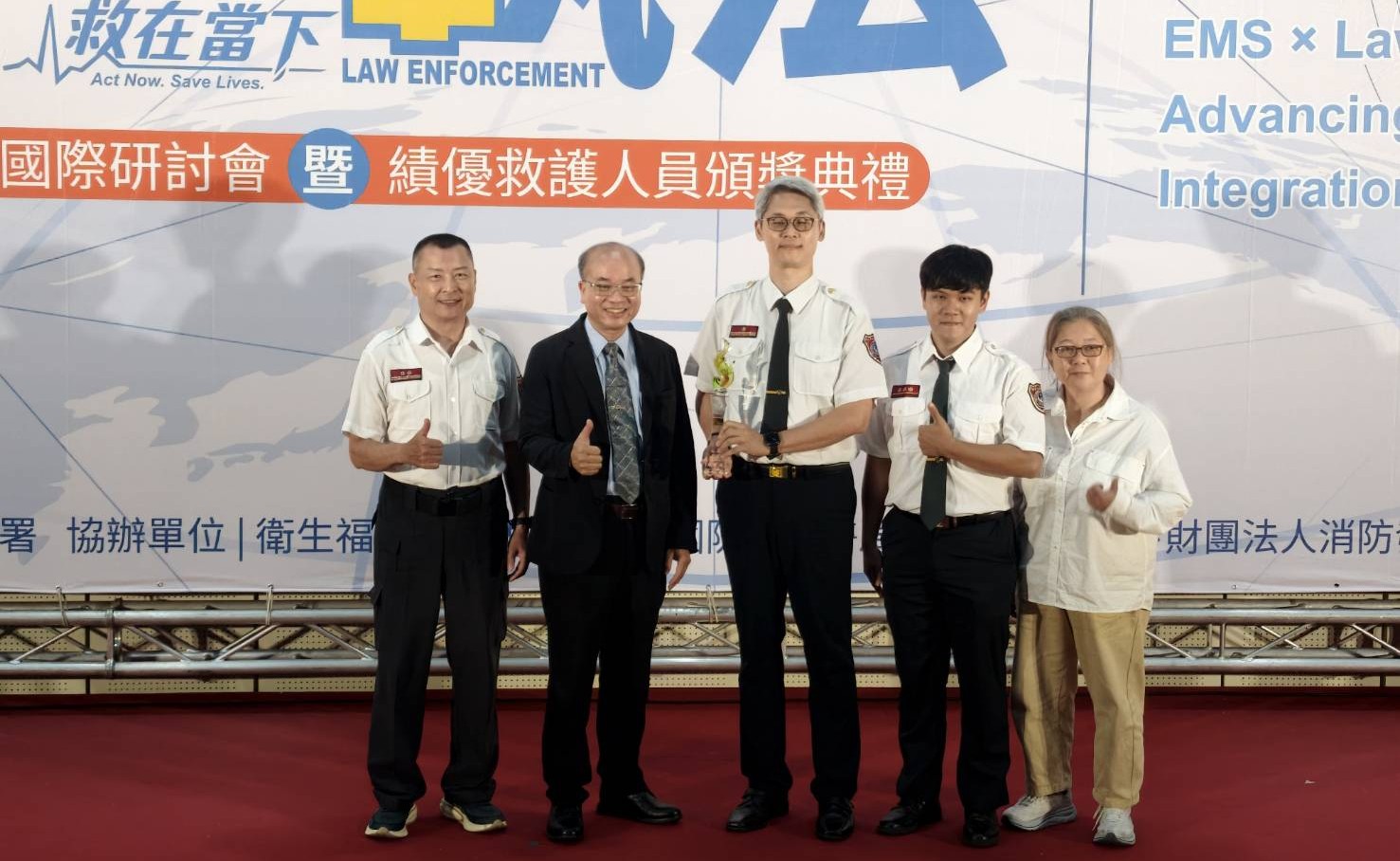 竹市消防局獲頒丙組縣市團體銀質獎　中山分隊楊竣凱勇奪「急救精靈個人獎」