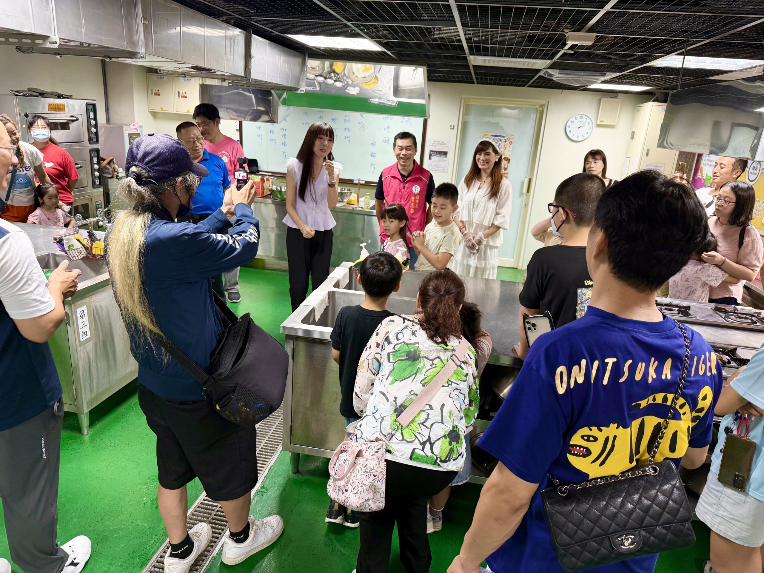 明德國中舉辦親子烘焙體驗揉出中秋幸福好滋味 3 DE95A441 9A3F 4A29 BFD6 EAD066024EBC scaled