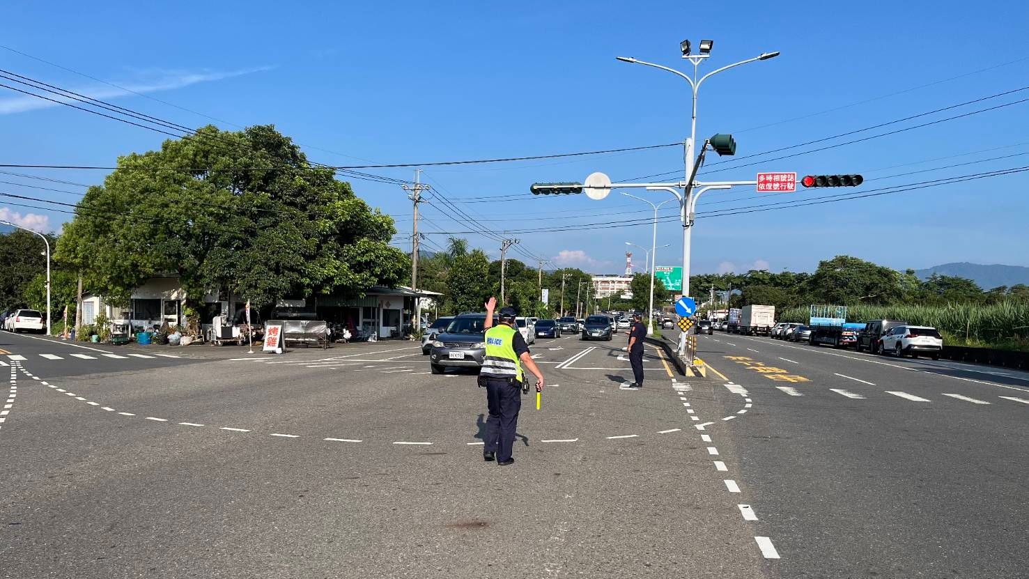 中秋  教師節連假迎車潮  玉井警加強交通疏導維護行車安全