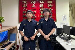 百歲人瑞跌倒迷途 暖警熱心協助搭車平安返家 7 MEITU 20260925 120852417