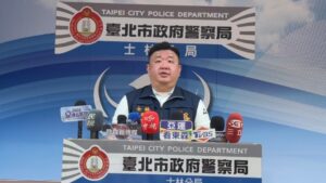 潑漆 潑屎 丟蛇全都來 士林警三波鐵腕追緝 揪出接單暴力集團及詐欺水房 12 %E4%B8%80 58