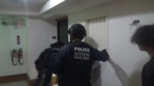 潑漆 潑屎 丟蛇全都來 士林警三波鐵腕追緝 揪出接單暴力集團及詐欺水房 13 %E4%BA%8C 23