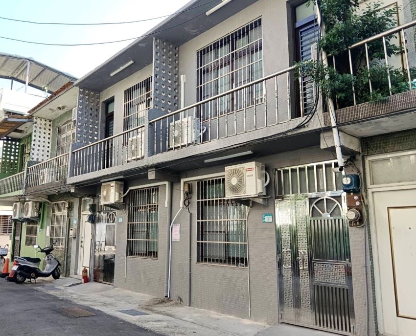 《圖說》板橋區公所近期完成4棟2層樓員工職務宿舍修繕工程。〈板橋公所提供〉