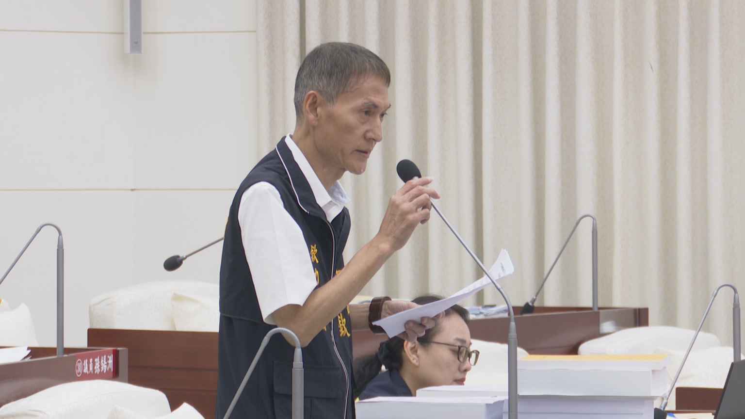 「喪屍煙彈」竄校園家長心驚!鄭慶欽揪防護死角 教育處急砸8千萬補破網 262 J4jfxGvMxNAZVwSAJbhV 1536x864 1